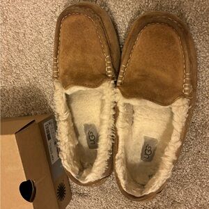 Ugg Moccasins Women’s